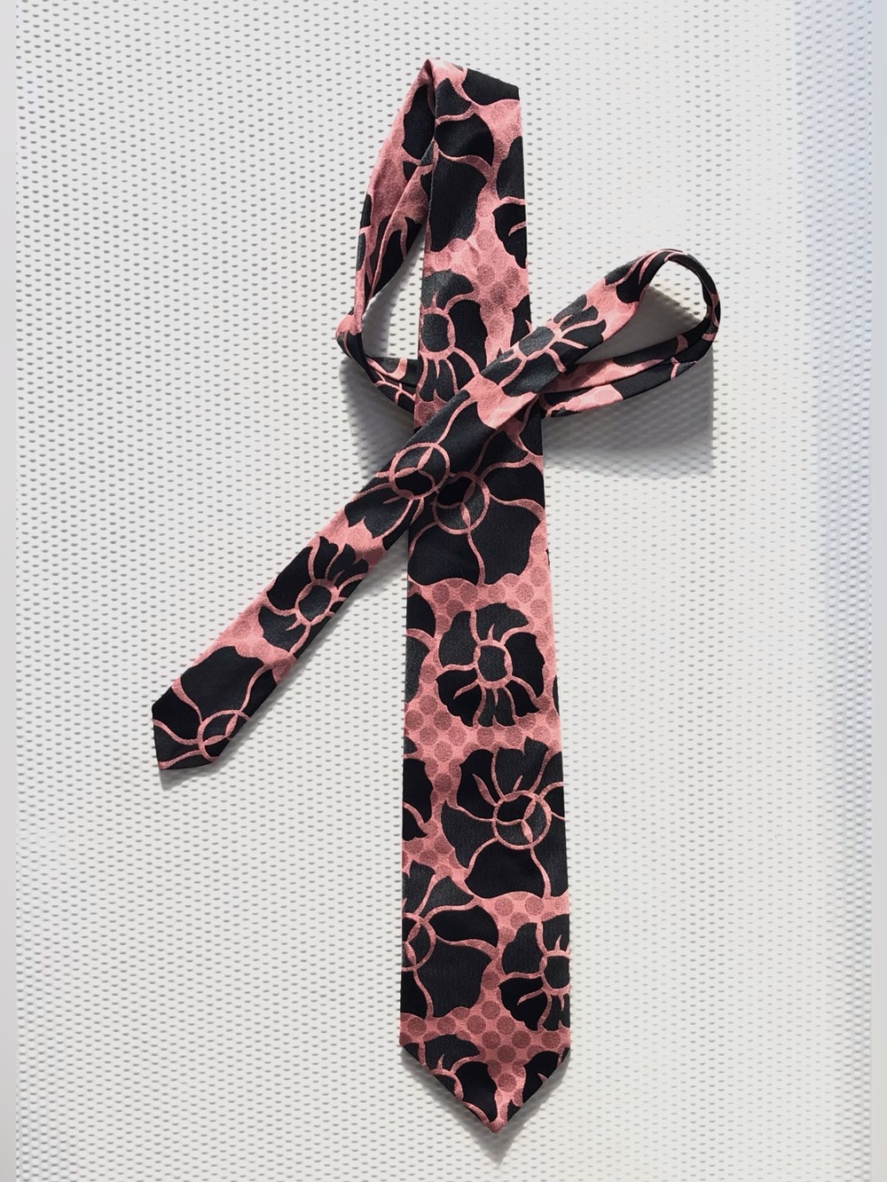 Vintage Floral Wide Tie Rose Charcoal 1970 4in - Renaldo by Jaymore disco era 🕺